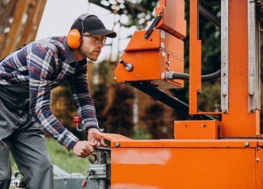 ﻿Многим владельцам загородных домов приходится создавать собственную систему водоснабжения, ведь не всегда удается п...